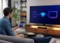 scopri come collegare facilmente il tuo smartphone alla televisione in pochi semplici passaggi e goditi i tuoi contenuti preferiti su uno schermo più grande.